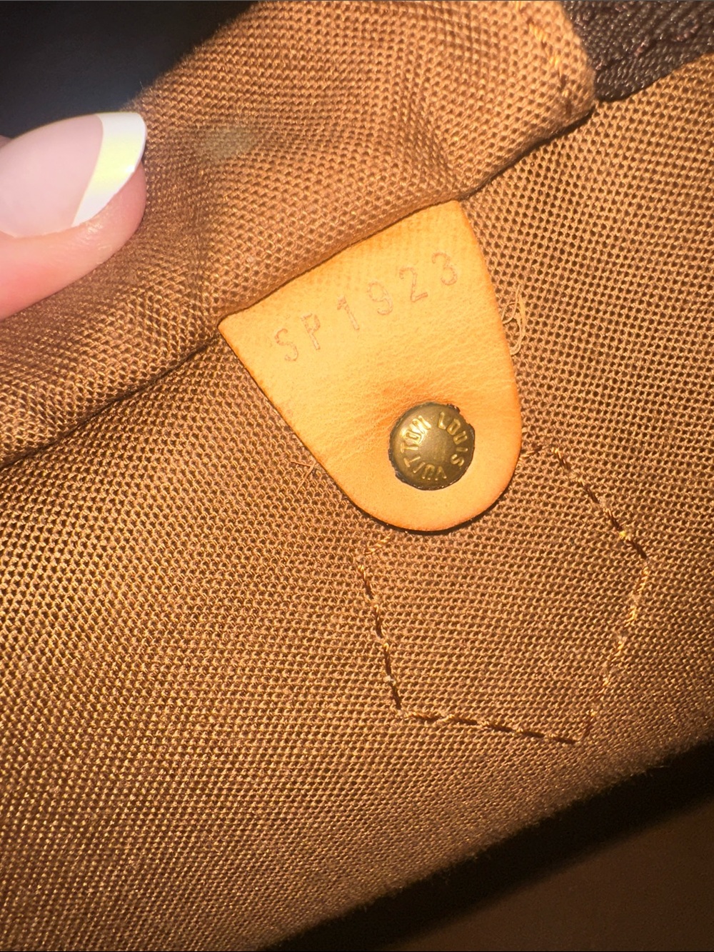 Louis Vuitton Monogram Canvas Speedy 40 - Picture 15 of 16
